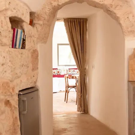 Il Cardo Bianco - Trulli A * Ceglie Messapica