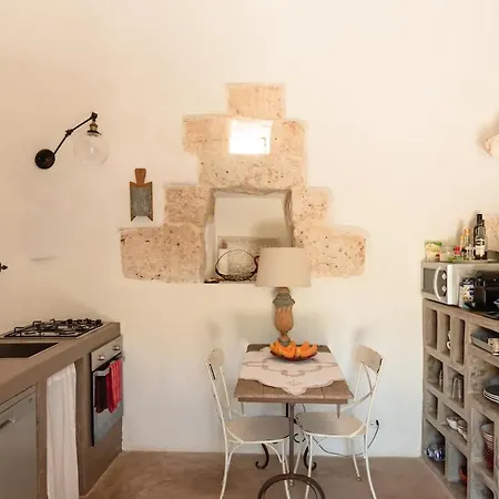 Il Cardo Bianco - Trulli A Feriehus *